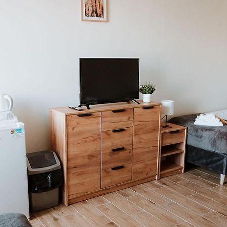 Noclegi Przy Stacji Nowy Dwór Mazowiecki Extérieur photo
