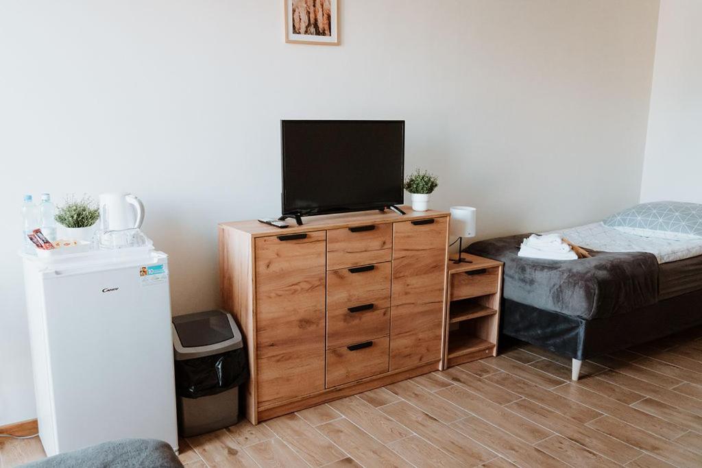 Noclegi Przy Stacji Nowy Dwór Mazowiecki Extérieur photo